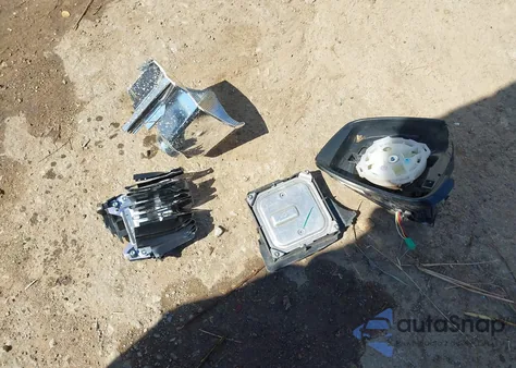 2020 Nissan Kicks Sr Xtronic Cvt from USA, damaged, VIN 3N1CP5DVXLL543569